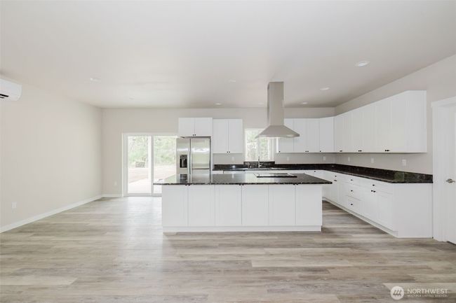 300 E Wild Grape Way, House other with 4 bedrooms, 3 bathrooms and null parking in Grapeview WA | Image 13