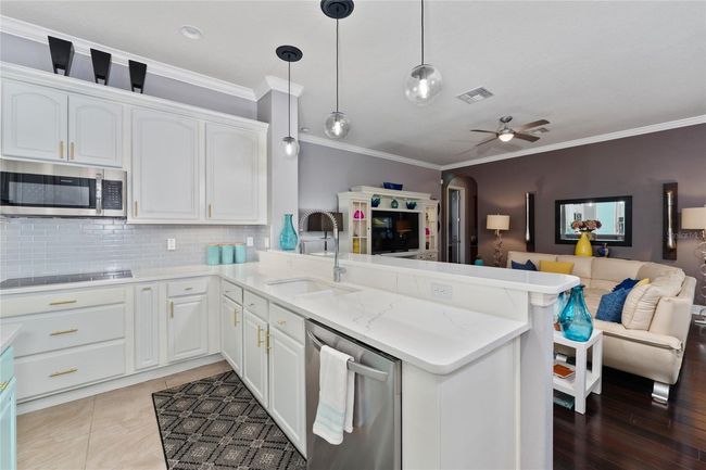 2540 Swoop Cir, House other with 5 bedrooms, 3 bathrooms and null parking in KISSIMMEE FL | Image 8
