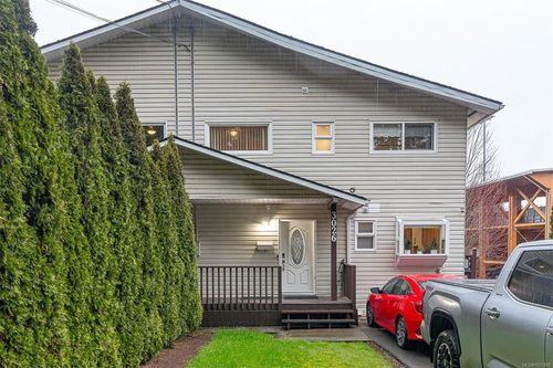3026 Glen Lake Rd, Victoria, BC, V9B4B4 | Card Image