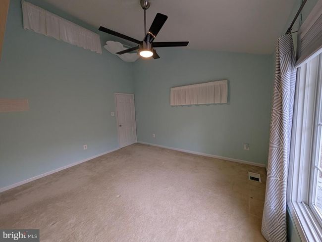 11901 Paradise Ln, House other with 4 bedrooms, 5 bathrooms and null parking in Oak Hill VA | Image 41