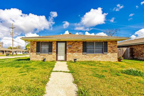 1401 Keith St, Houma, LA, 70363-6725 | Card Image