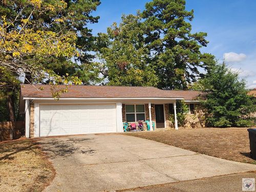 39 E Greenfield Drive, Texarkana, TX, 75501 | Card Image