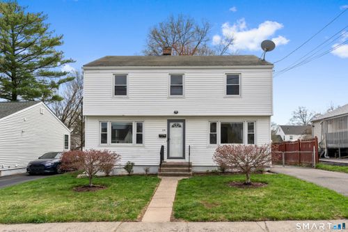 215 Goodrich St, Hartford, CT, 06114-2832 | Card Image