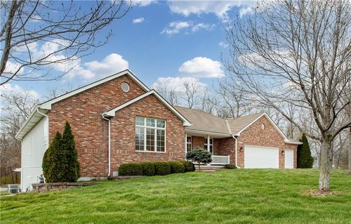4203 Se Willow Ridge Ct, Blue Springs, MO, 64014-6315 | Card Image