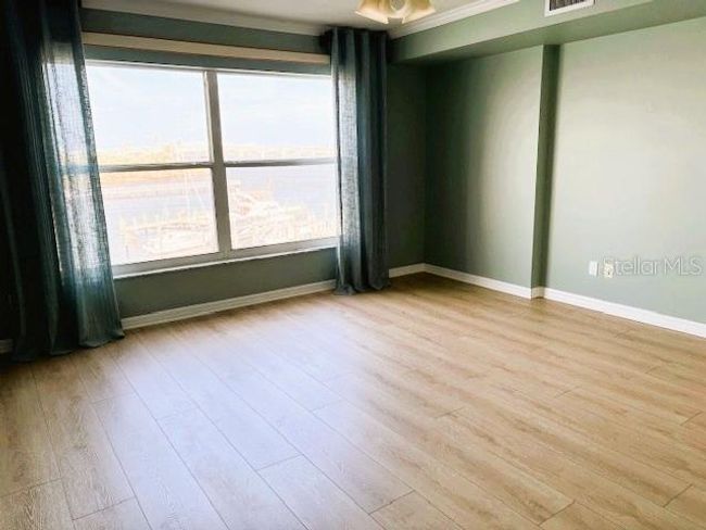 Owners Suite-New Flooring | Image 20