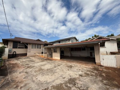 apt-b-1124 16th Ave, Honolulu, HI, 96816-4241 | Card Image