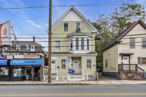 180 S Union St, Lawrence, MA, 01843-1609 | Card Image