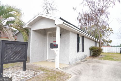 725 Knight Ave, waycross, GA, 31501-1943 | Card Image