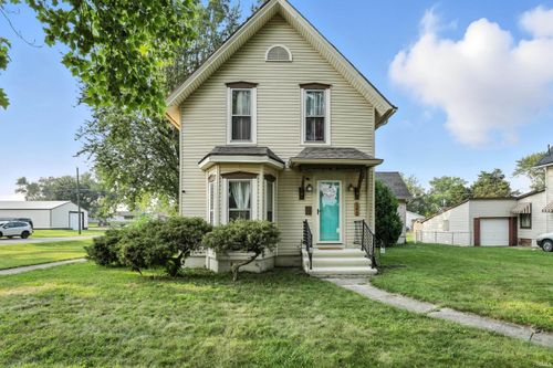 249 W Oak St, Butler, IN, 46721-1333 | Card Image