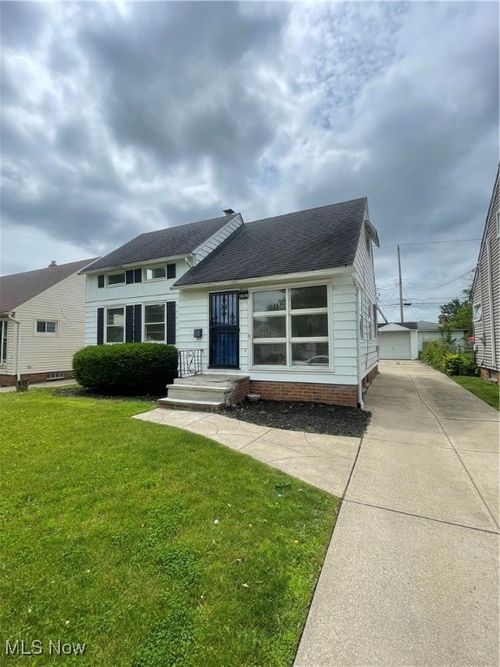 12210 Woodward Blvd, Garfield Heights, OH, 44125-3809 | Card Image