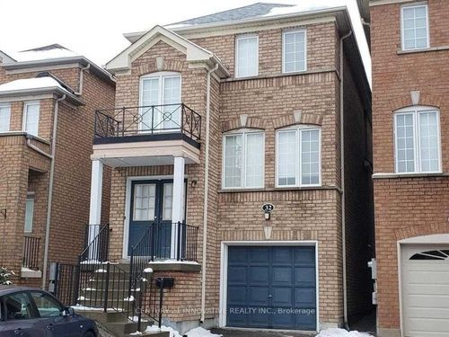 upper-32 Yellowood Cir, Thornhill, ON, L4J8M1 | Card Image