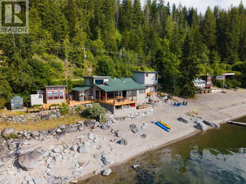 1726 31 Highway, Queens Bay, BC, V0B1M1 | Card Image