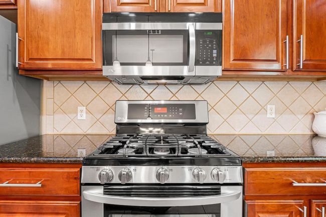 2527 Pearson Way, House other with 4 bedrooms, 2 bathrooms and 4 parking in Round Rock TX | Image 11