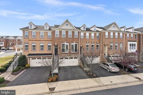 303 Dublin Sq, PURCELLVILLE, VA, 20132-3567 | Card Image