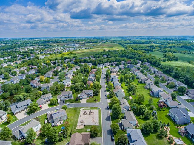 1216 S Windmill Crk, House other with 5 bedrooms, 4 bathrooms and null parking in Waconia MN | Image 73