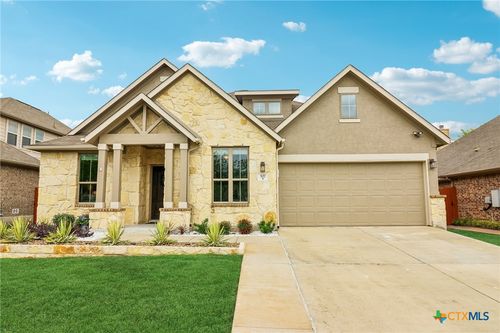 527 Pecan Frst, New Braunfels, TX, 78130-4065 | Card Image