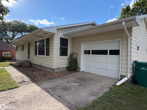 212 E 4th St, Kanawha, IA, 50447-5016 | Card Image