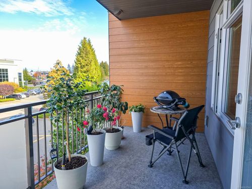 204-6544 Metral Dr, Nanaimo, BC, V9T2L8 | Card Image