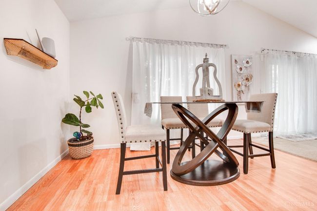 1105 Kensington Ln, House other with 2 bedrooms, 3 bathrooms and null parking in Cincinnati OH | Image 7