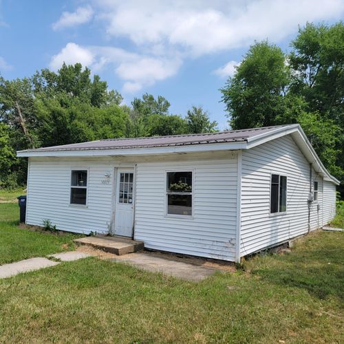 14325 Hobart St, Cedar Lake, IN, 46303-9626 | Card Image