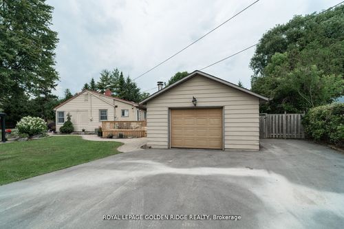 19 Lake Dr N, Keswick, ON, L4P1A2 | Card Image