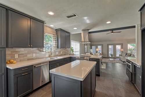 6506 Larkmount Dr, Spring, TX, 77389-3650 | Card Image