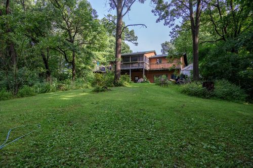 W8601 State Road 82, ELROY, WI, 53929-9477 | Card Image