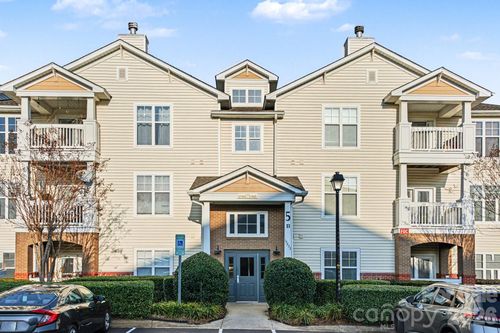 17257 Doe Valley Ct, Cornelius, NC, 28031-5668 | Card Image