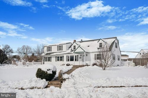 513 Stewart Rd, HATBORO, PA, 19040-2421 | Card Image