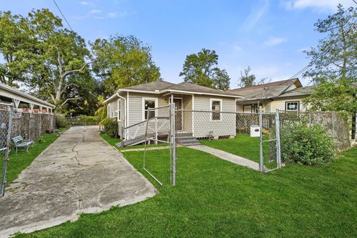 4313 Engleford St, Houston, TX, 77026-4917 | Card Image