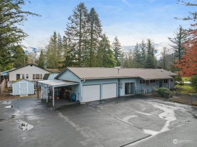 Room for all of your toys! 2 car Garage, carport, RV parking | Image 1