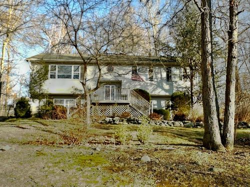 15 Ann Marie Drive, New Windsor, NY, 12577 | Card Image