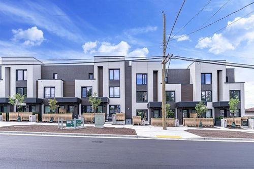 702-606 Foster Ave, Coquitlam, BC, V3J0L5 | Card Image