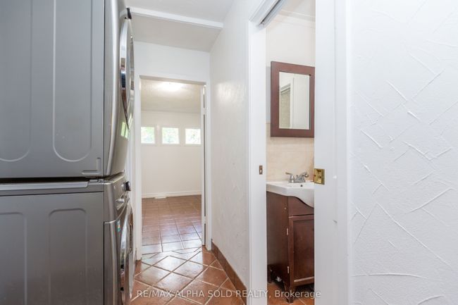 2087 Rumney Rd, House other with 3 bedrooms, 3 bathrooms and 6 parking in Midland ON | Image 9