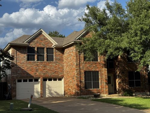 8011 Doe Meadow Dr, Austin, TX, 78749-2865 | Card Image