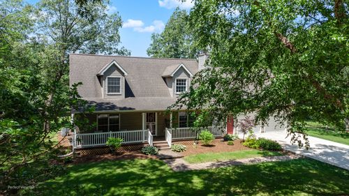 2780 S Forsythia Ln, Saint Anne, IL, 60964-5607 | Card Image