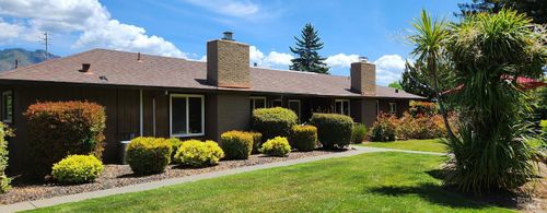 6 Woodgreen Street, Santa Rosa, CA, 95409 | Card Image