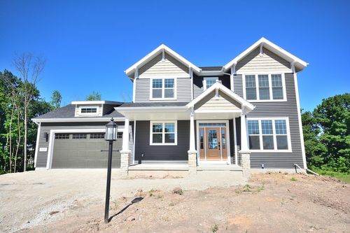 W199N5253 Ponderosa Ct, Menomonee Falls, WI, 53051-1716 | Card Image
