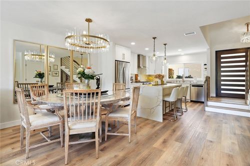 2425 Vista Hogar, Newport Beach, CA, 92660-4000 | Card Image