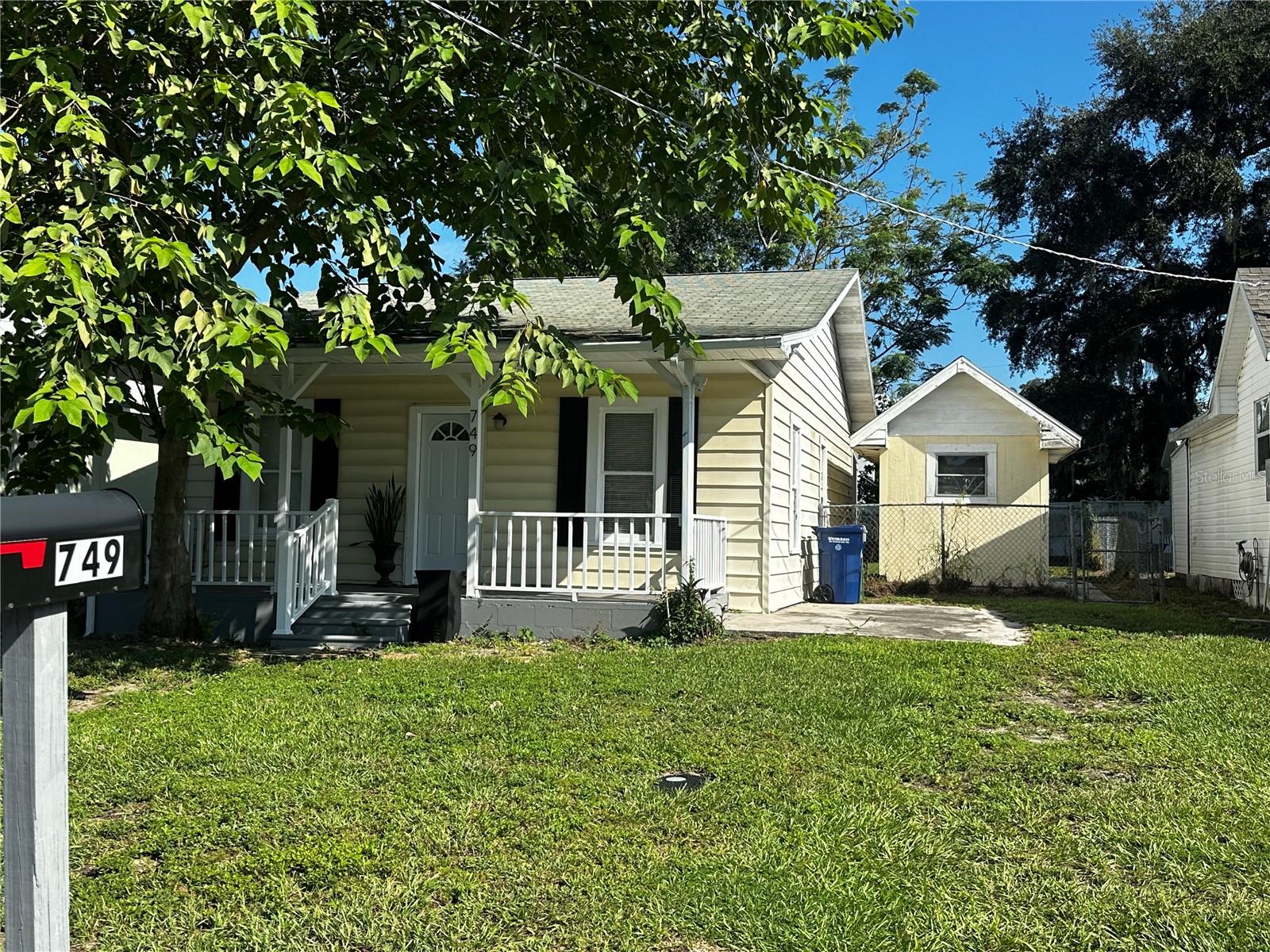 Carroll Ave, Winter Haven, FL 33880