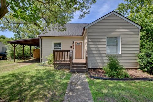 2 Clover St, Hampton, VA, 23669-1976 | Card Image