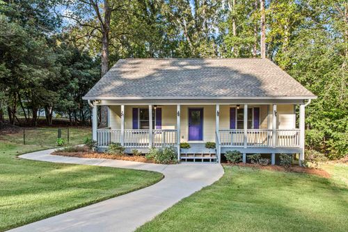 1110 Blue Springs Dr, Buckhead, GA, 30625-2031 | Card Image