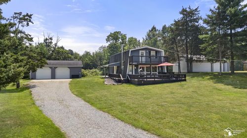 6803 Early Bird Beach Dr, Osseo, MI, 49266 | Card Image