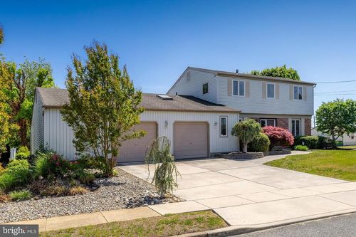 400 Overbrook Ave, GLASSBORO, NJ, 08028-2012 | Card Image