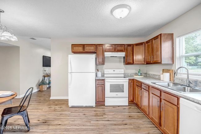 5415 Moret Dr E, House other with 3 bedrooms, 2 bathrooms and null parking in Jacksonville FL | Image 12