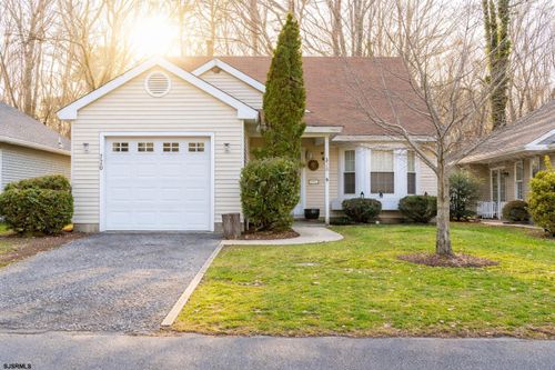 720 Eagle Point Ct, Galloway, NJ, 08205-3114 | Card Image
