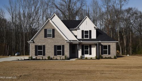 227 Centerline Roper Loop, Byhalia, MS, 38611-1141 | Card Image