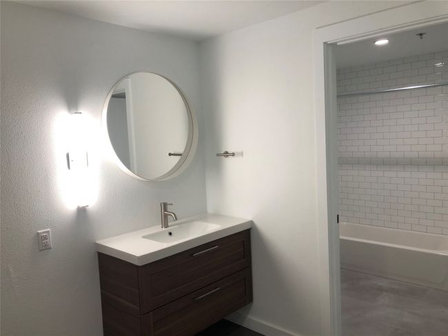 APT-203 - 102 E 2 Nd St, Condo with 1 bedrooms, 1 bathrooms and null parking in Taylor TX | Image 8