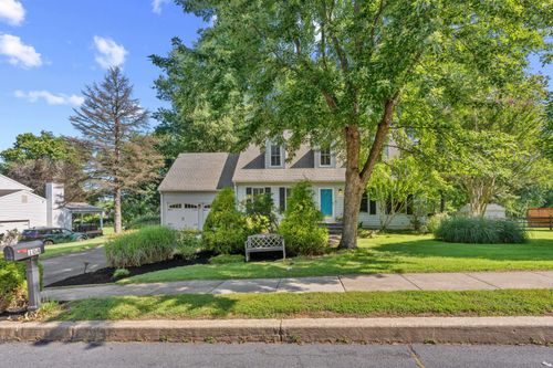 104 Columbine Dr, WEST GROVE, PA, 19390-1353 | Card Image