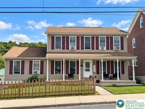 235 S 2nd St, Bangor, PA, 18013-2553 | Card Image